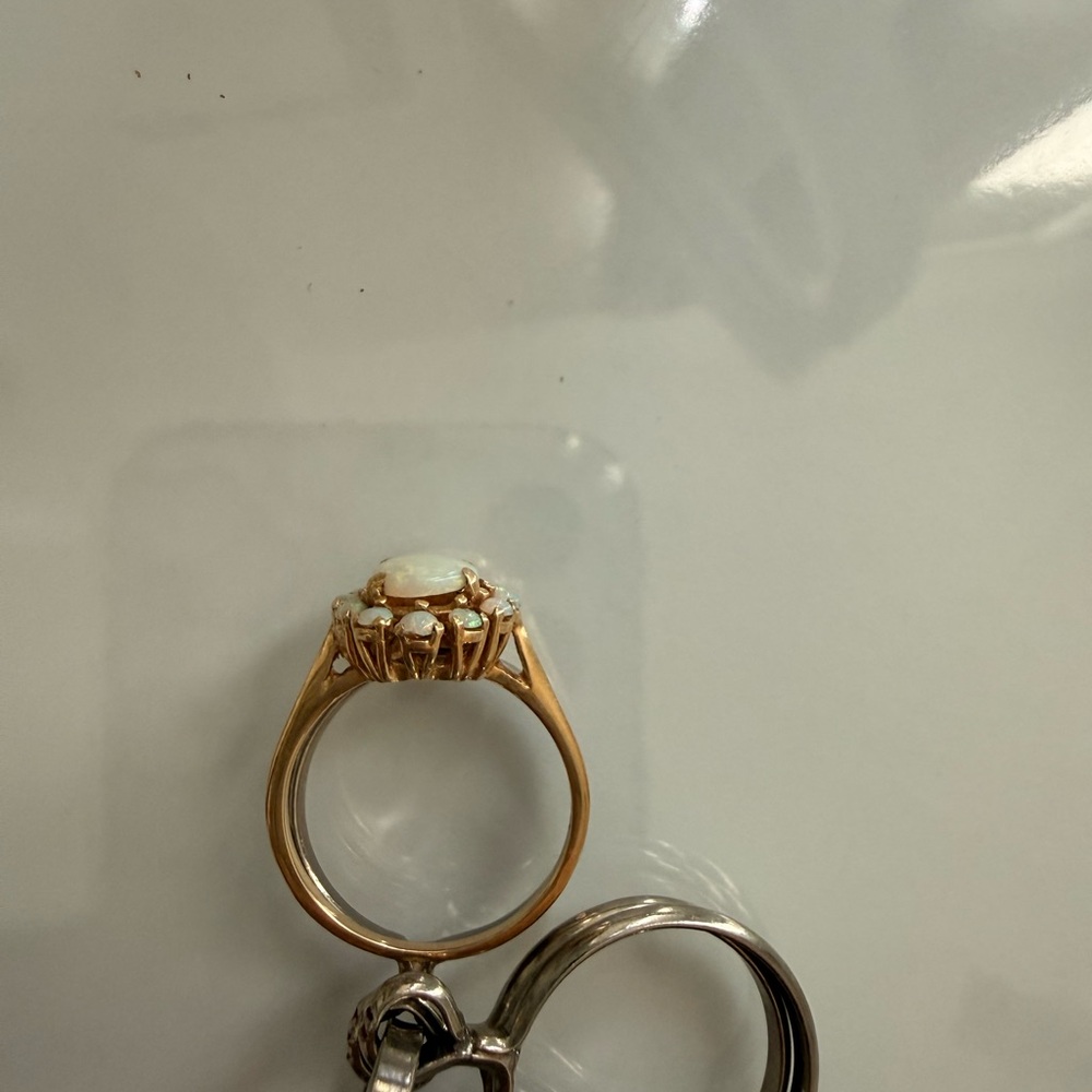 Vintage 14k Gold Opal Ring ( NO bundle discounts please) - Picture 6 of 11